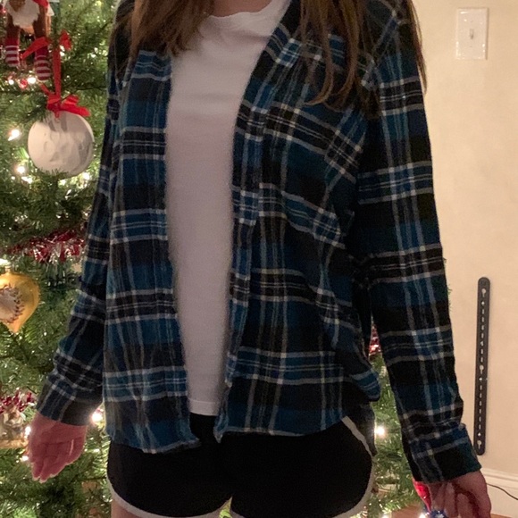 American Eagle Outfitters boyfriend flannel - Picture 1 of 4